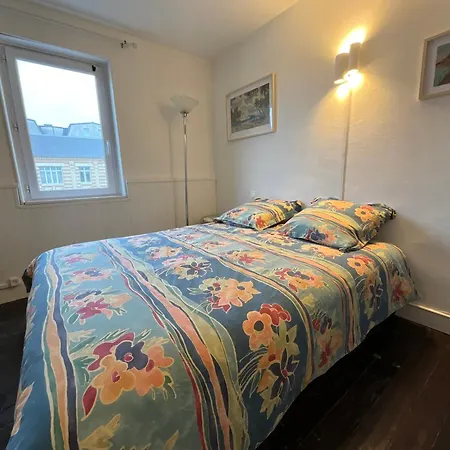 La Maison Des Ecoliers