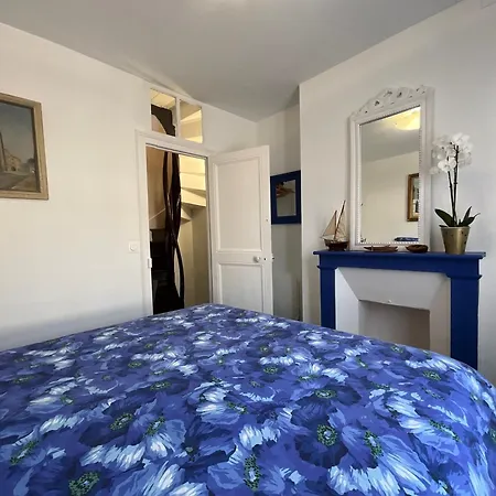La Maison Des Ecoliers Holiday home