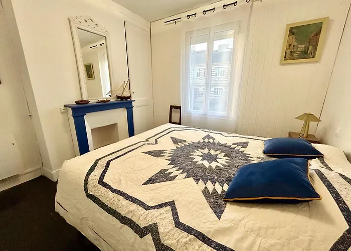 Holiday home La Maison Des Ecoliers