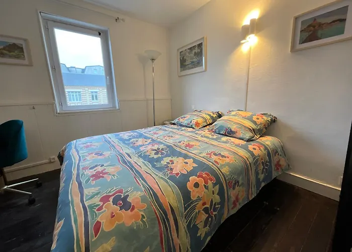 La Maison Des Ecoliers